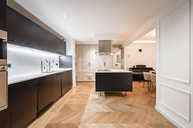 Garden Lägenhet i Gated Community med Resort-Style Amenities