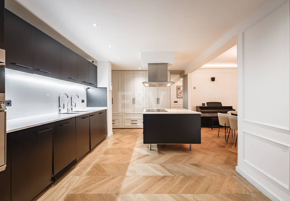 Garden Lägenhet i Gated Community med Resort-Style Amenities