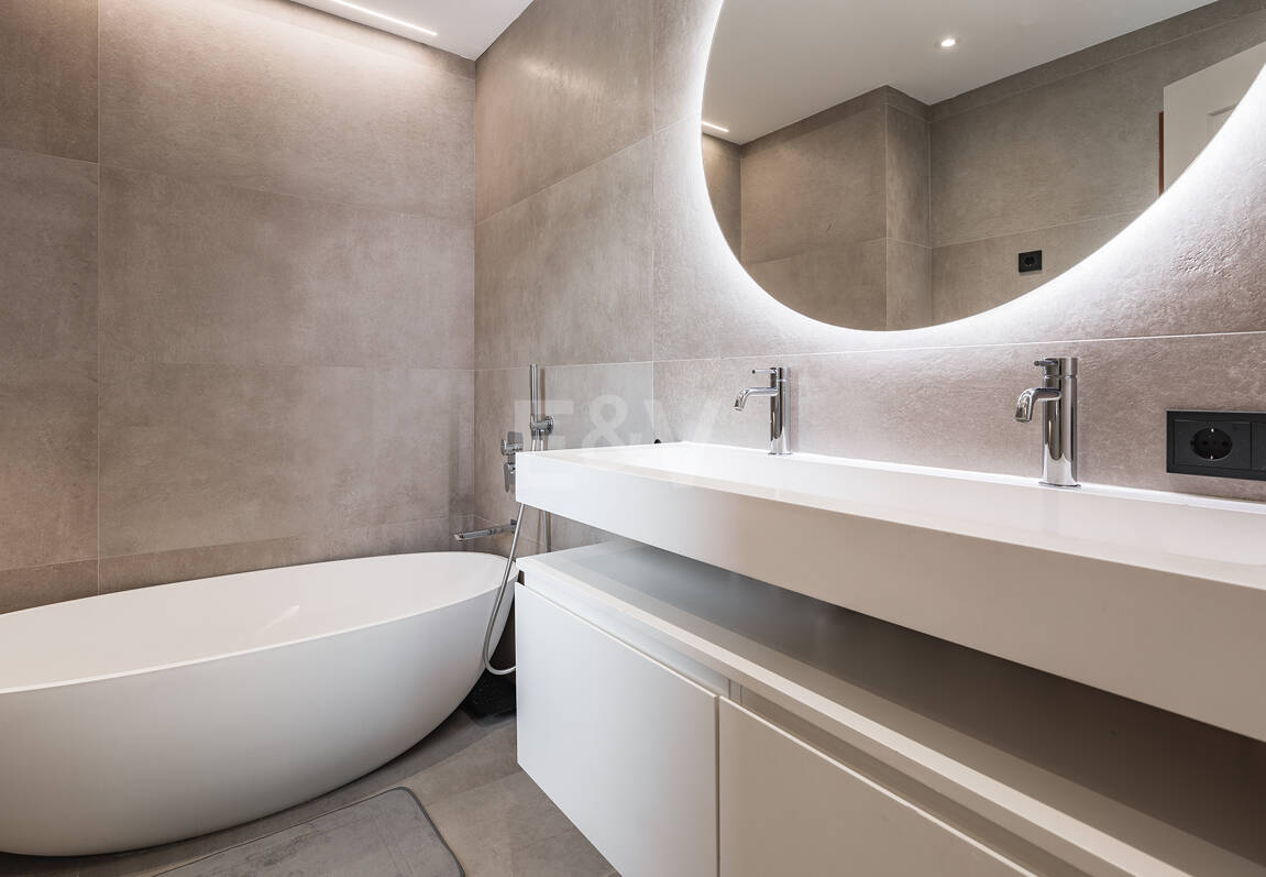 Garden Lägenhet i Gated Community med Resort-Style Amenities