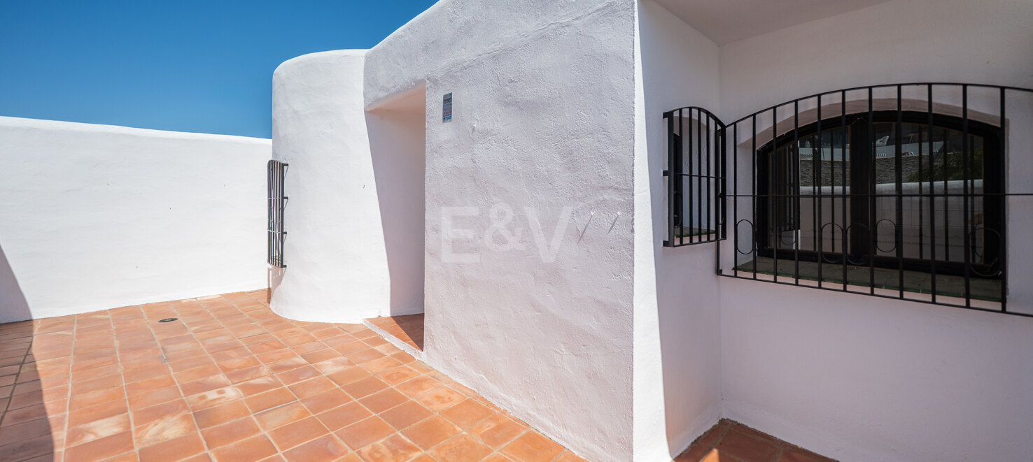 Renovation Project with Unobstructed Sea Views