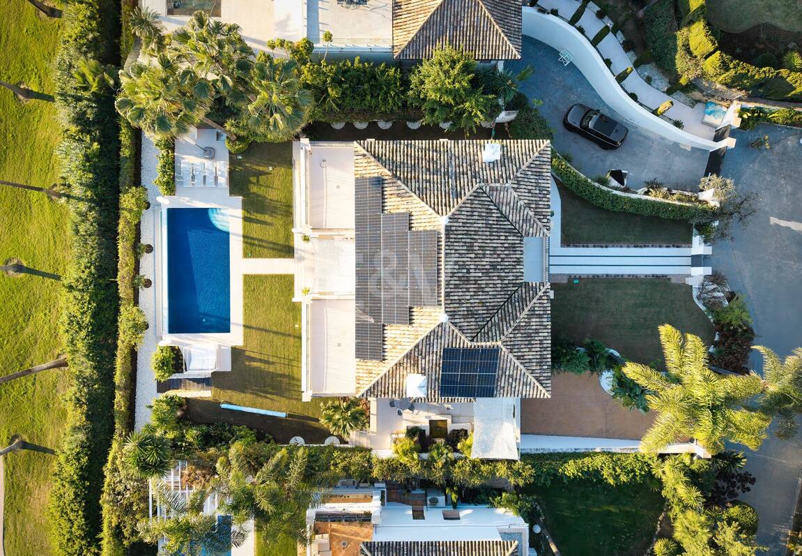 Exklusiv villa med utsikt över Los Naranjos Golfbana