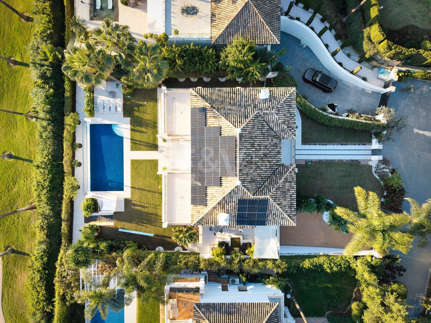 Exklusiv villa med utsikt över Los Naranjos Golfbana