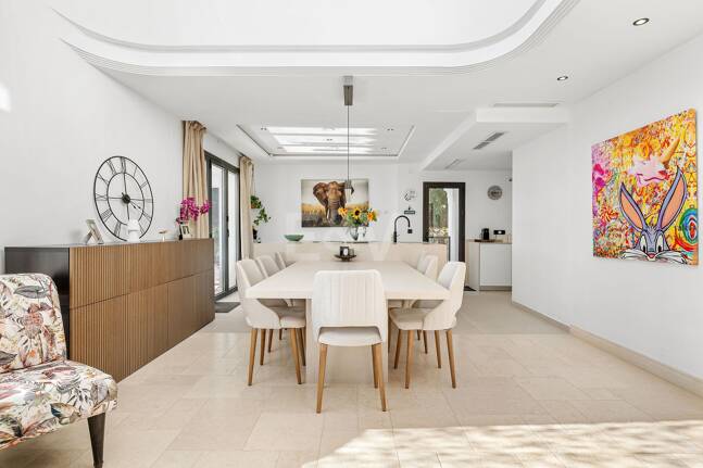 Exklusiv villa med utsikt över Los Naranjos Golfbana