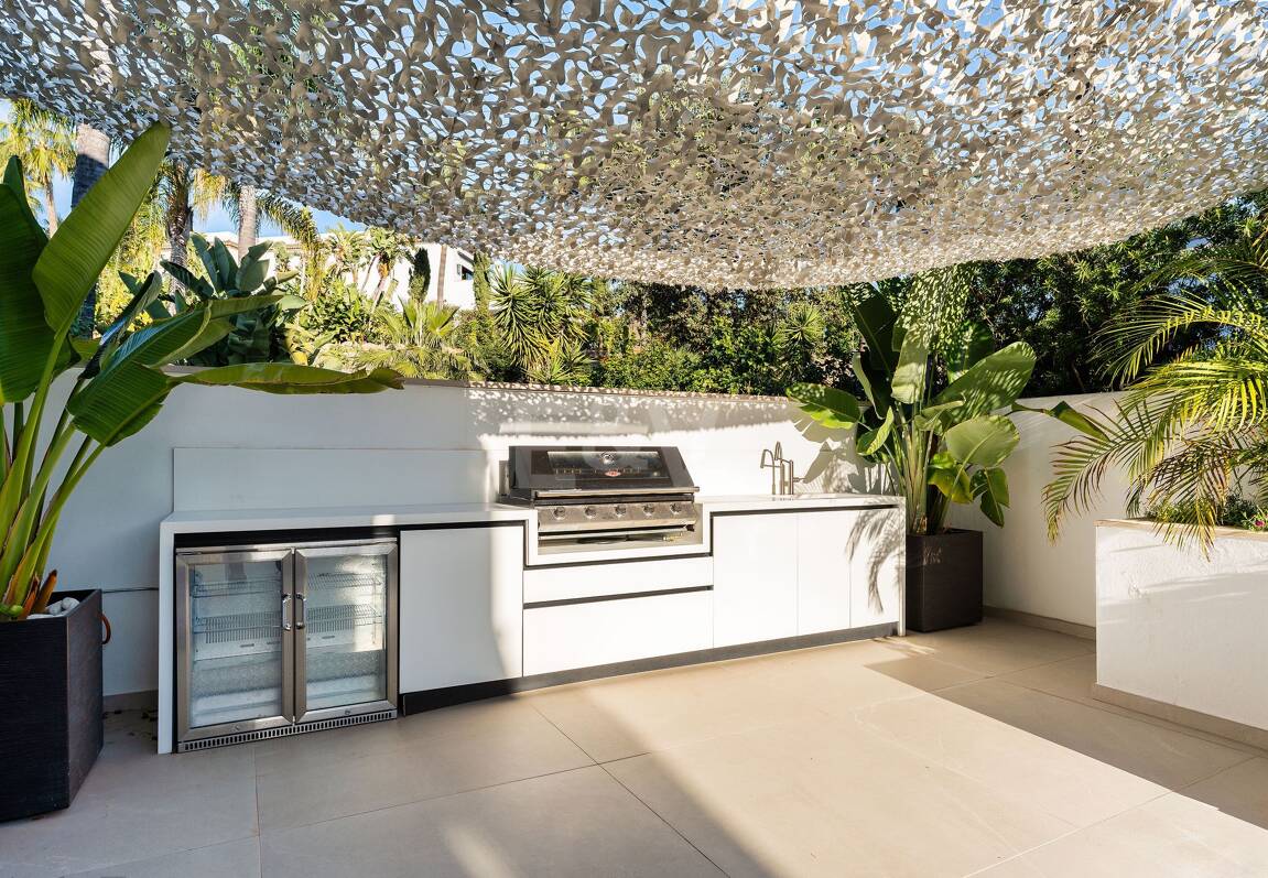 Exklusiv villa med utsikt över Los Naranjos Golfbana