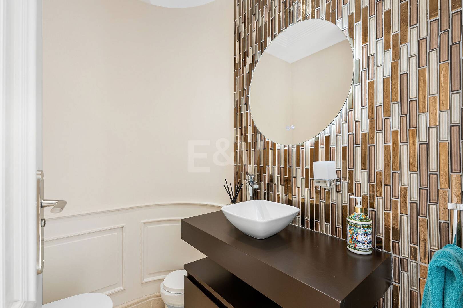 Exclusiva villa con vistas al campo de golf Los Naranjos