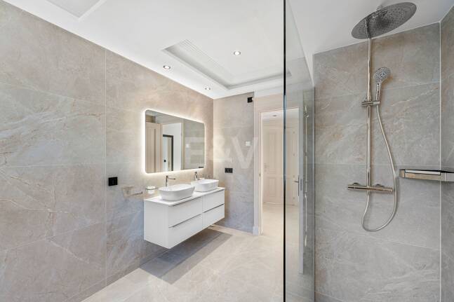 Exklusiv villa med utsikt över Los Naranjos Golfbana