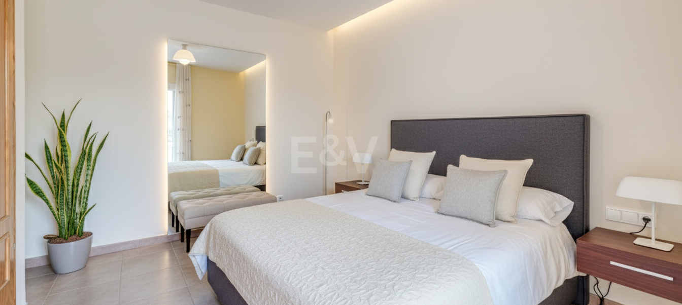 Semi-detached Villa Close to the Beach and Amenities