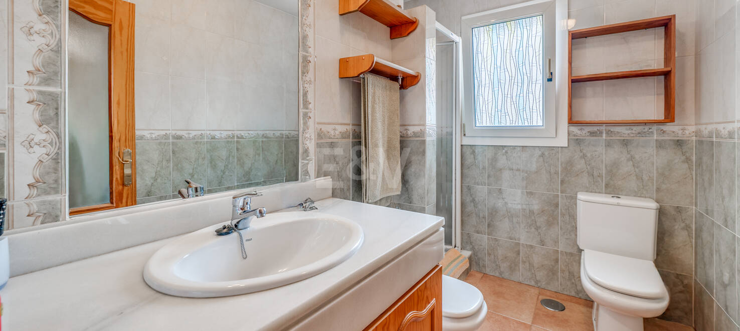 Semi-detached Villa Close to the Beach and Amenities