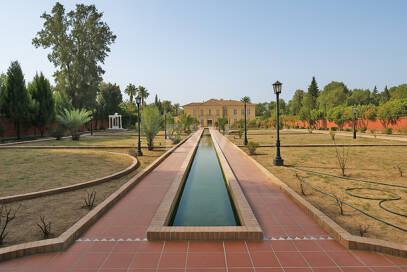 Large Estate Just 300 Meters from the Sea