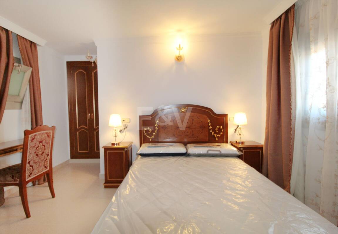 Large Estate Just 300 Meters from the Sea