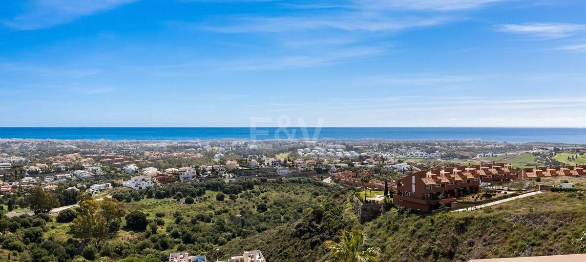 Modern lyxvilla med panoramautsikt över havet i La Alqueria