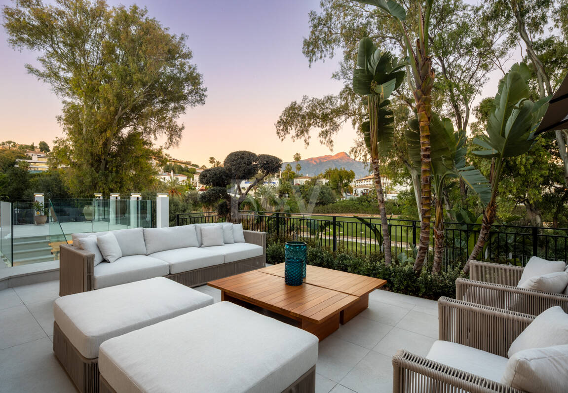 Prestigefylld Villa med exceptionell utsikt över golf i La Quinta