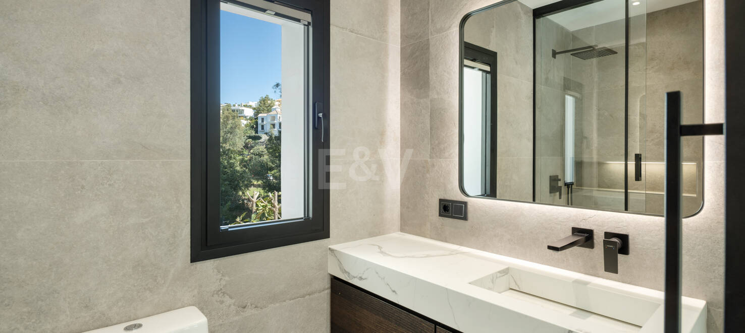 Prestigious Villa with Exceptional Golf Views in La Quinta