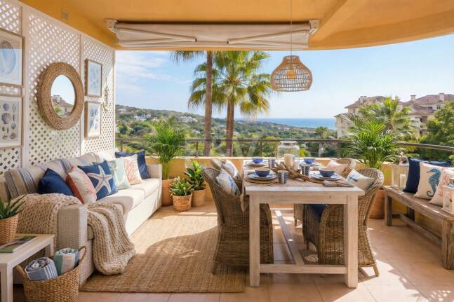 Apartamento en esquina en complejo de lujo con terraza panorámica y vista al mar