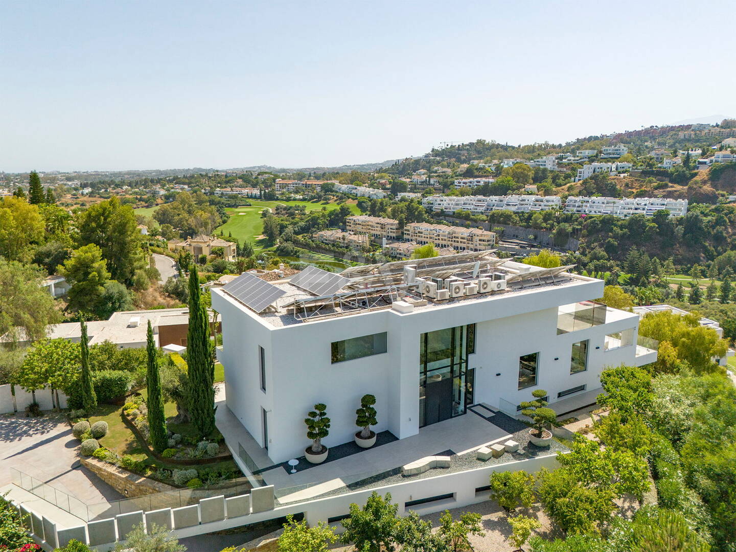 Contemporary Villa with Panoramic Sea & Mountain Views