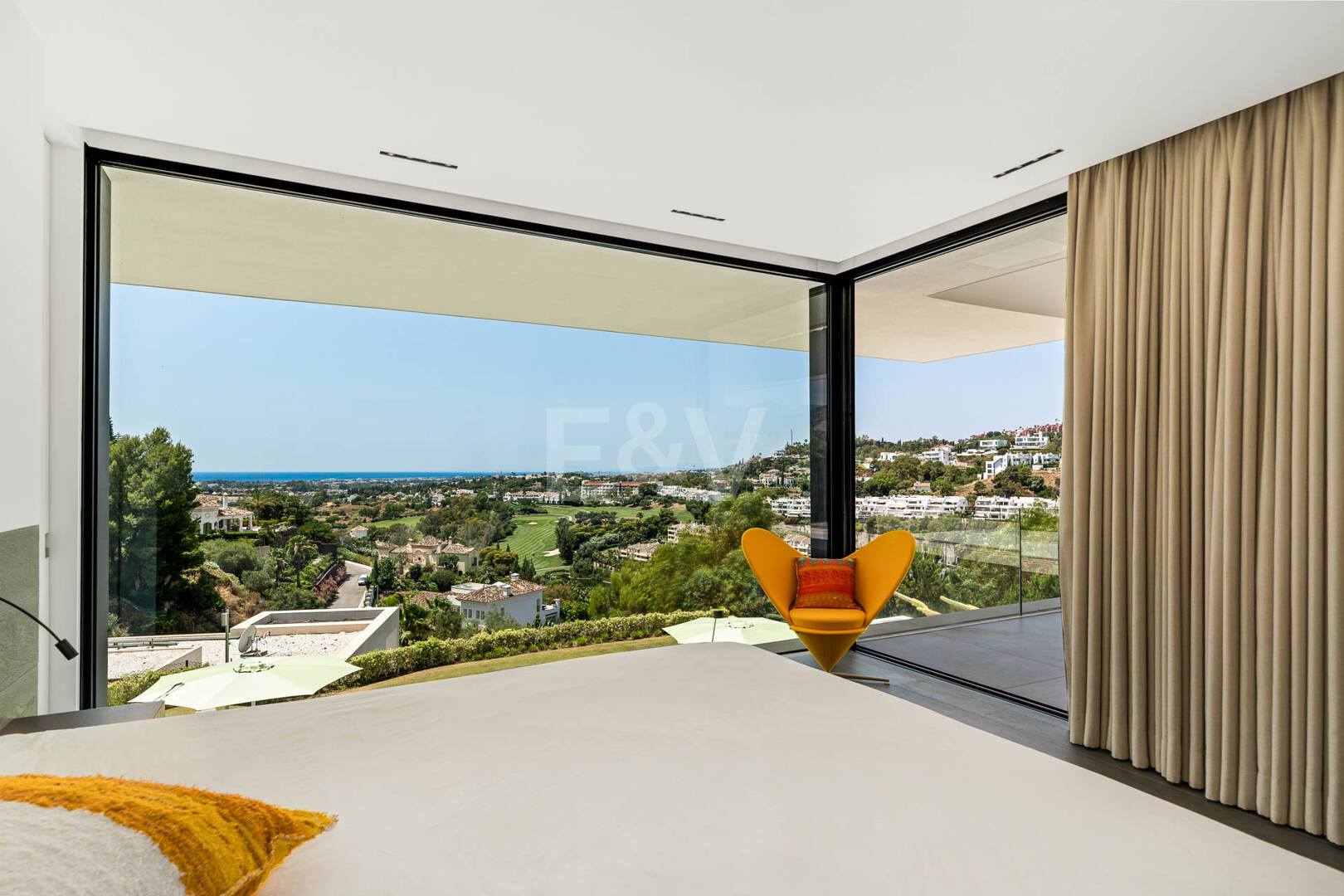 Contemporary Villa with Panoramic Sea & Mountain Views