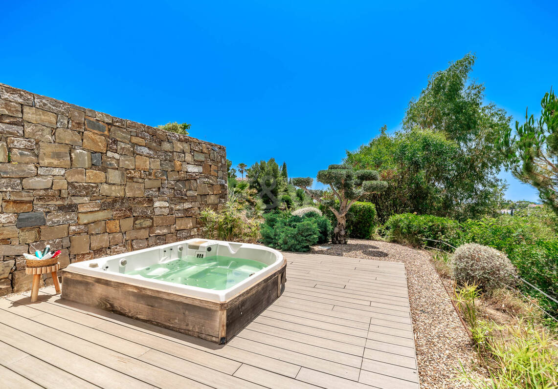 Villa contemporánea con vistas panorámicas al mar y a la montaña en Vega del Colorado, La Quinta