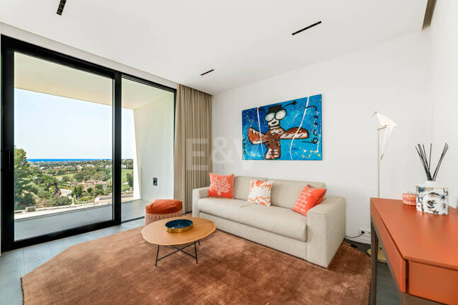 Contemporary Villa with Panoramic Sea & Mountain Views