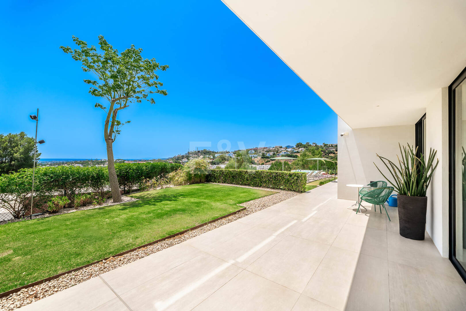 Contemporary Villa with Panoramic Sea & Mountain Views