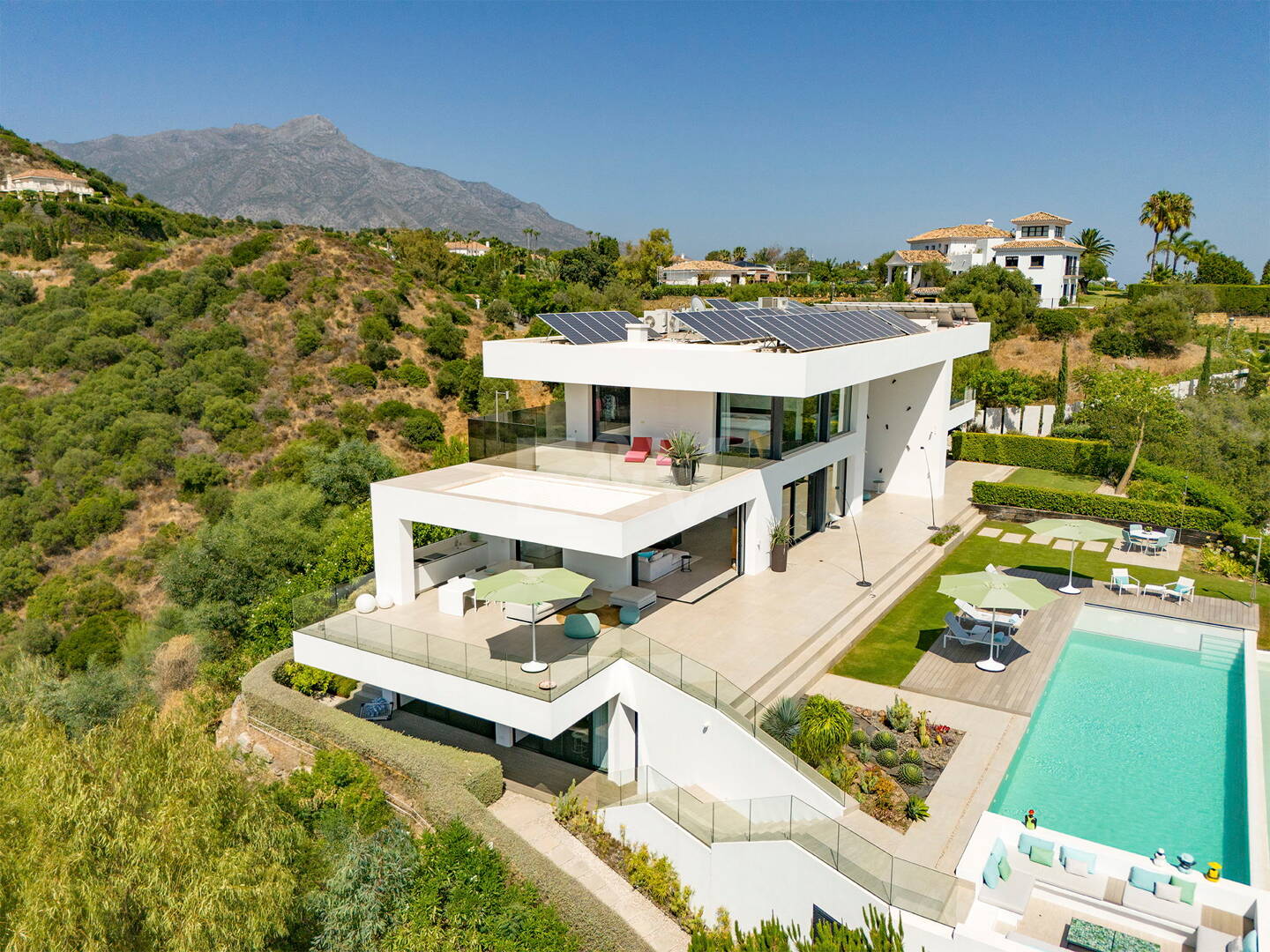 Contemporary Villa with Panoramic Sea & Mountain Views