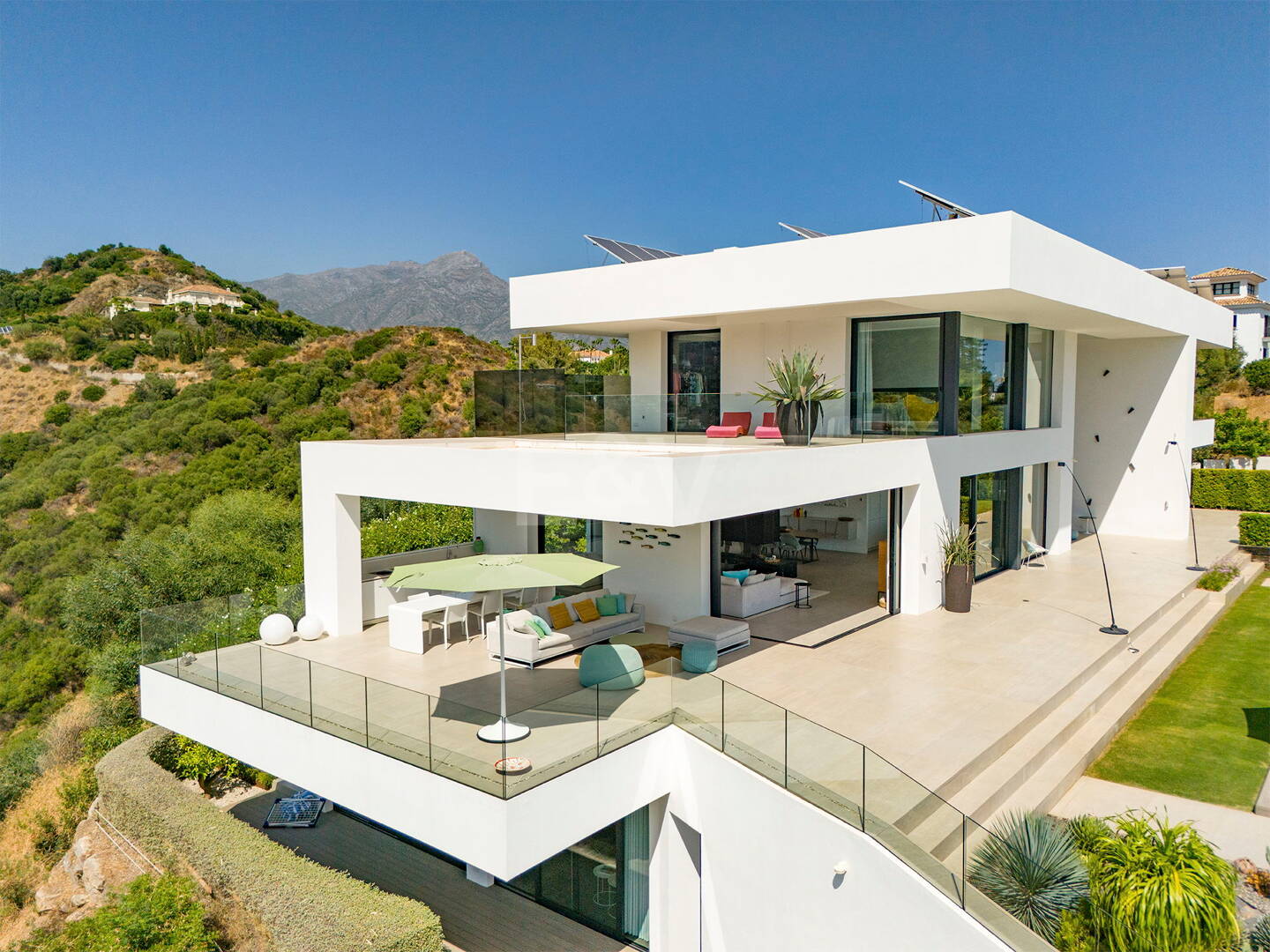 Contemporary Villa with Panoramic Sea & Mountain Views