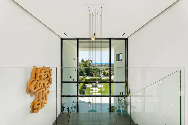 Contemporary Villa with Panoramic Sea & Mountain Views