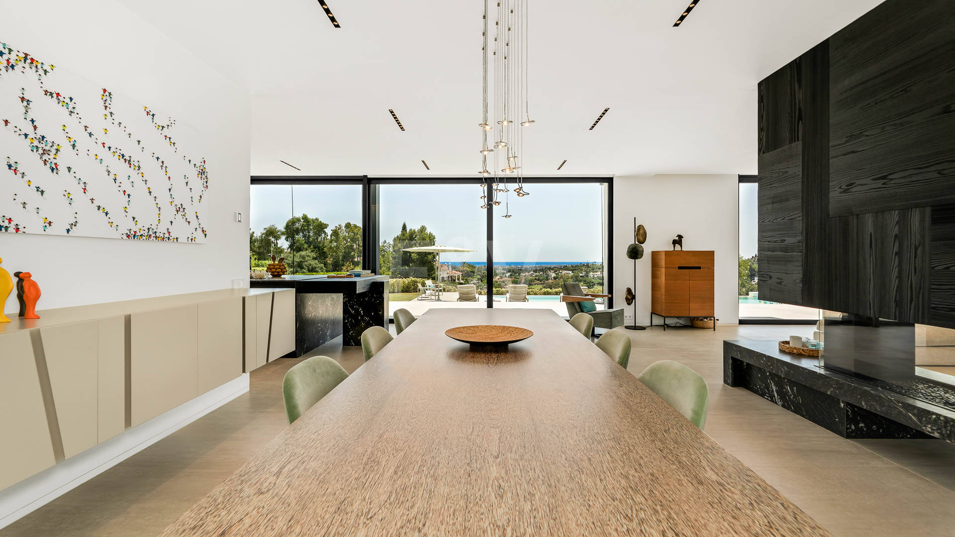 Contemporary Villa with Panoramic Sea & Mountain Views