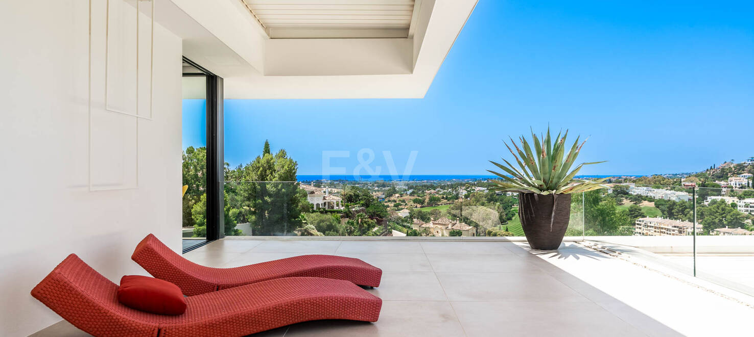 Współczesna Willa z Morzem Panoramicznym i Górą Widok