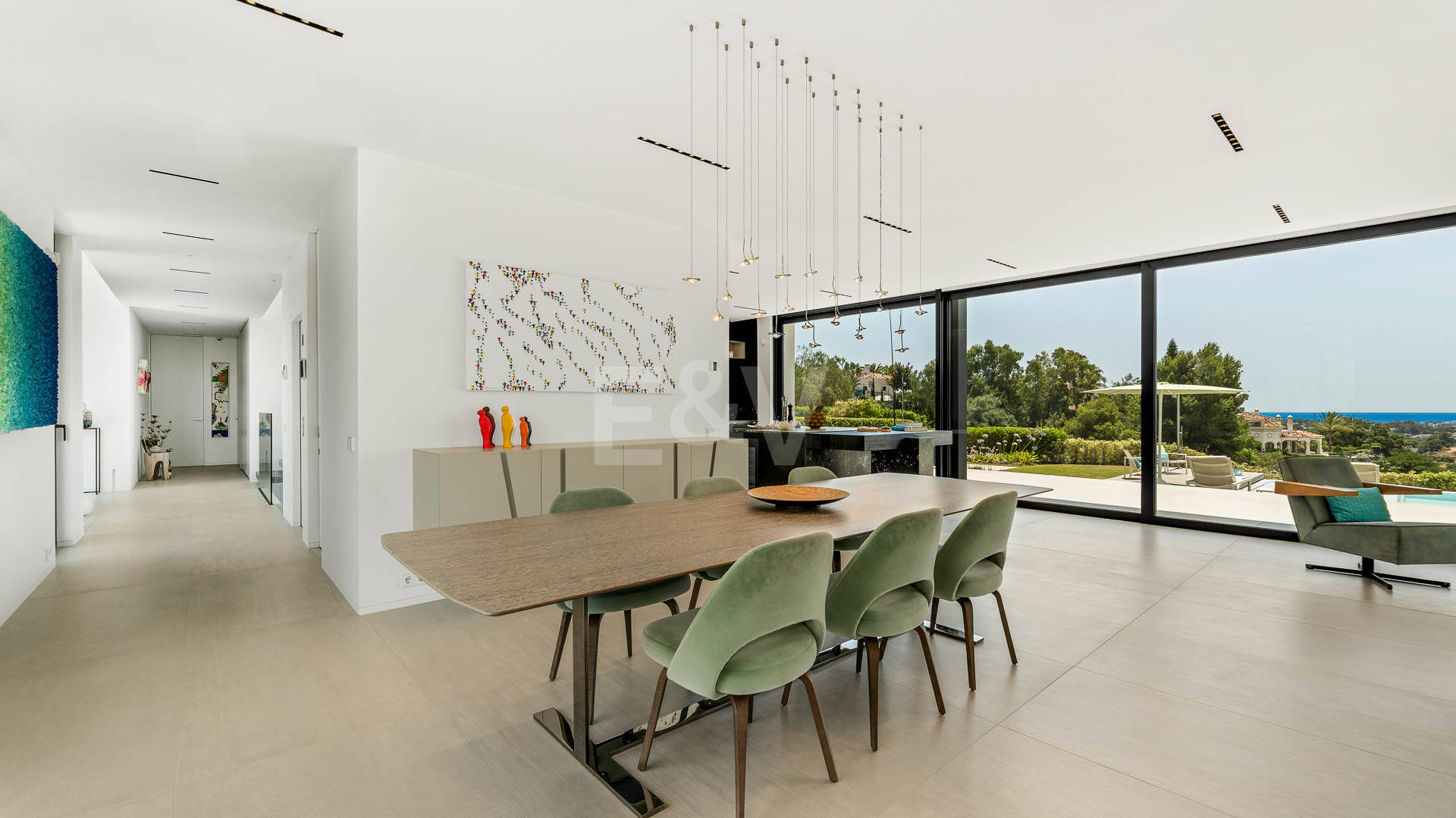 Contemporary Villa with Panoramic Sea & Mountain Views