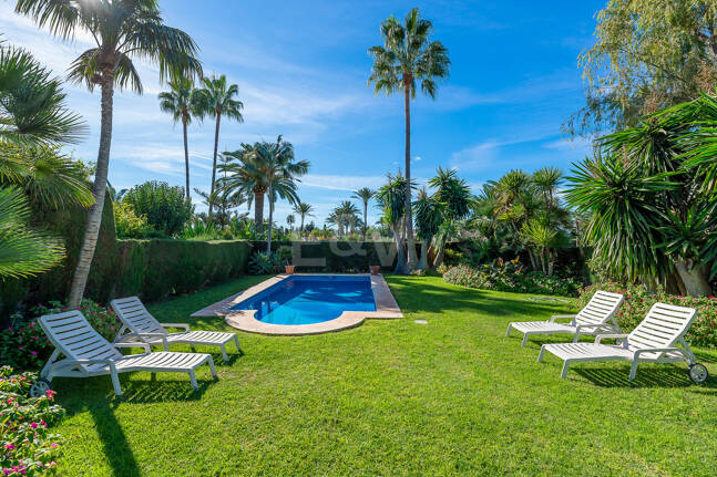 Radhus att hyra i Guadalmina Baja, San Pedro de Alcantara