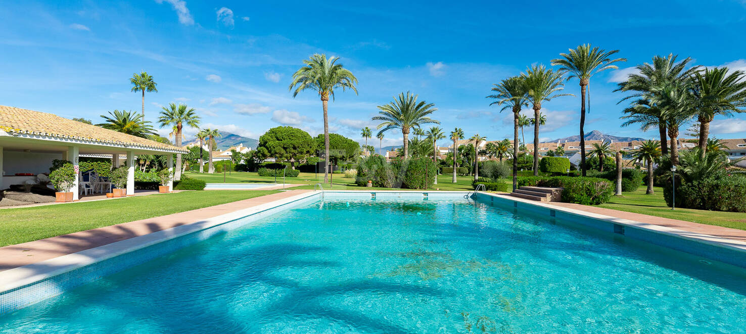 Radhus att hyra i Guadalmina Baja, San Pedro de Alcantara