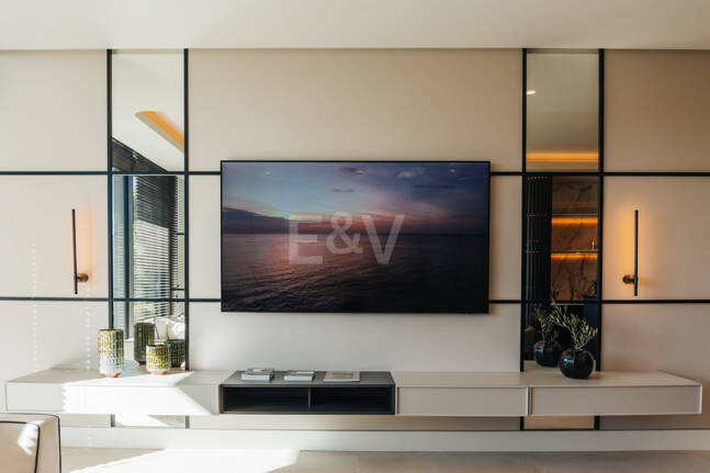 Arkitekturlyx med panoramautsikt över havet i La Quinta