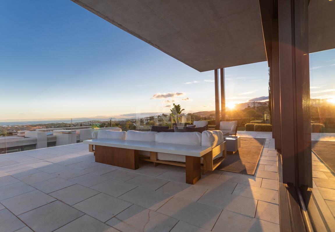 Arkitekturlyx med panoramautsikt över havet i La Quinta