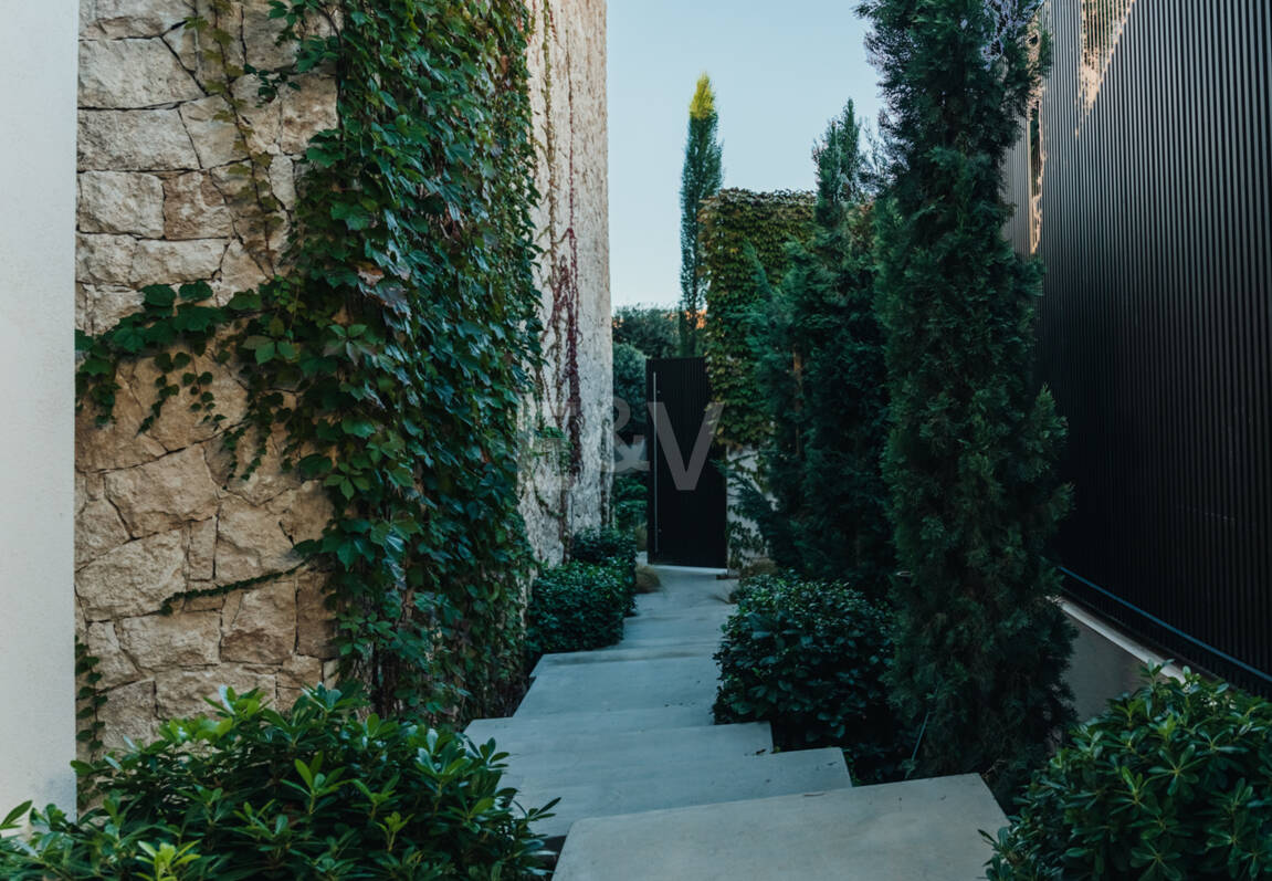 Arkitekturlyx med panoramautsikt över havet i La Quinta