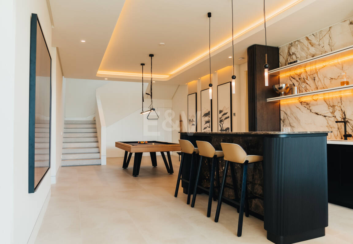 Arkitekturlyx med panoramautsikt över havet i La Quinta