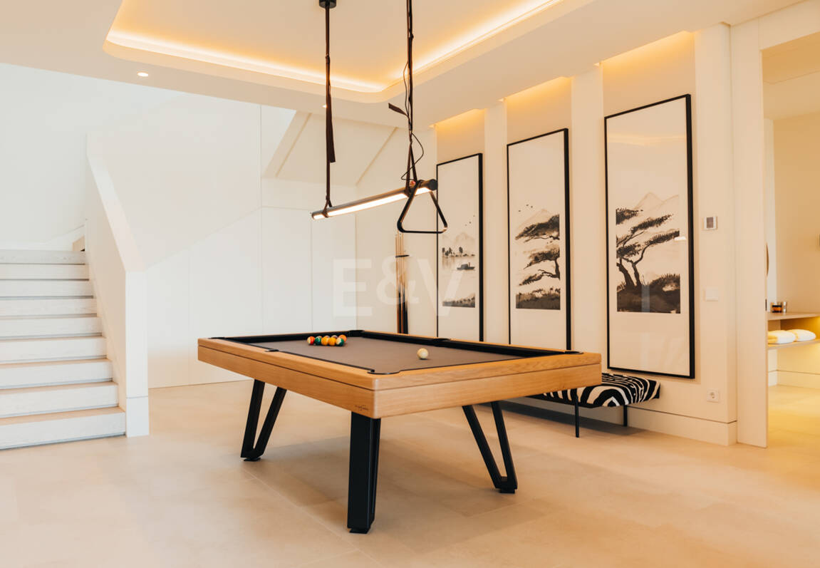 Arkitekturlyx med panoramautsikt över havet i La Quinta