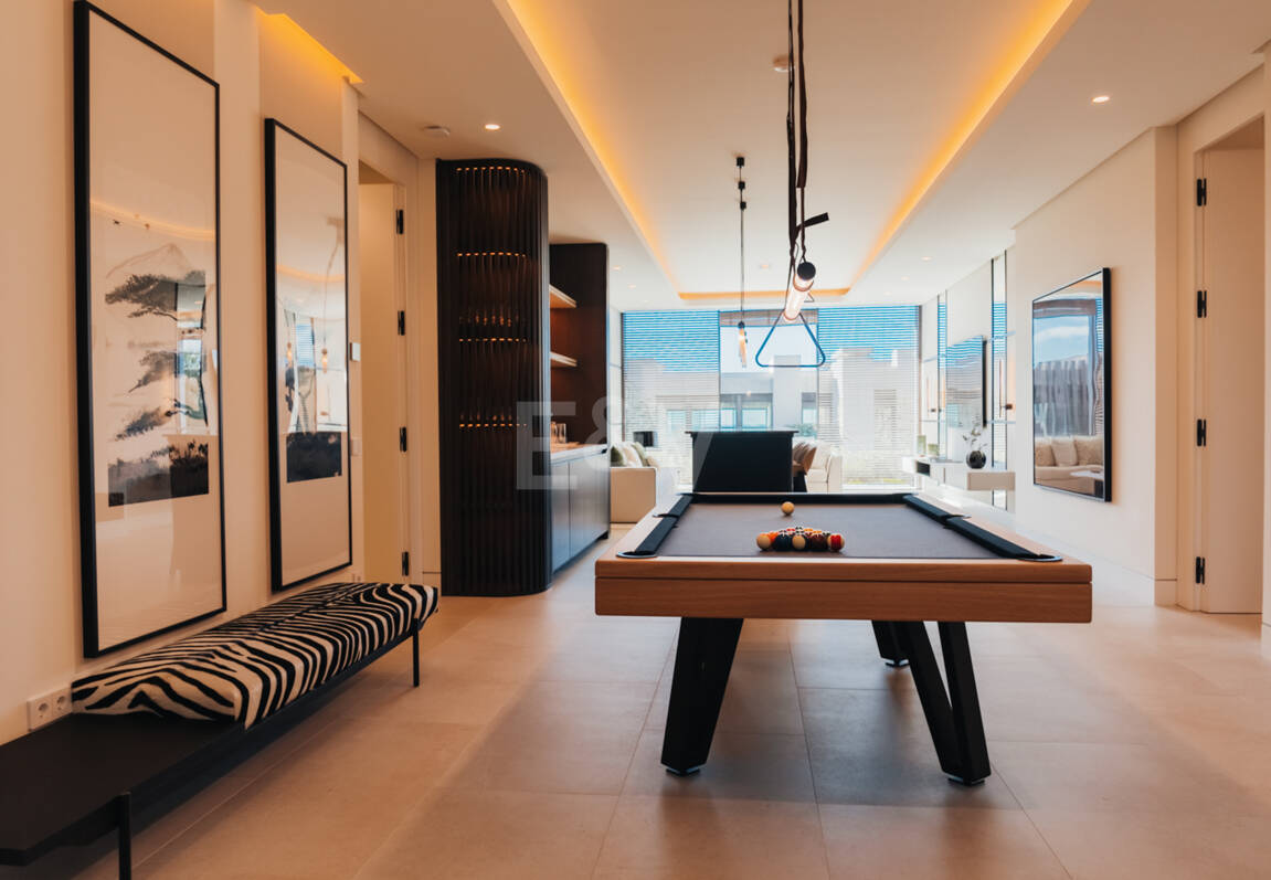 Arkitekturlyx med panoramautsikt över havet i La Quinta