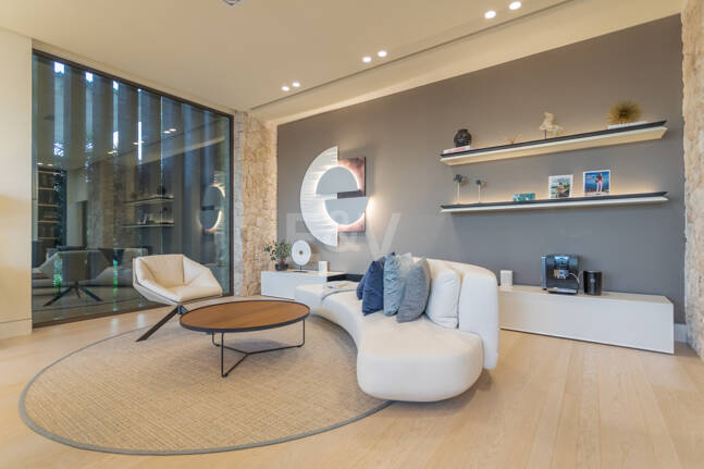 Arkitekturlyx med panoramautsikt över havet i La Quinta