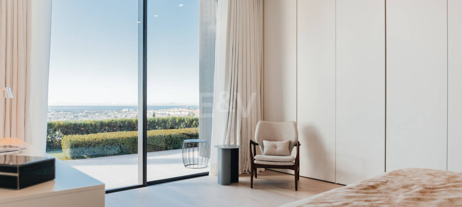 Arkitekturlyx med panoramautsikt över havet i La Quinta
