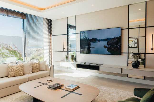 Arkitekturlyx med panoramautsikt över havet i La Quinta