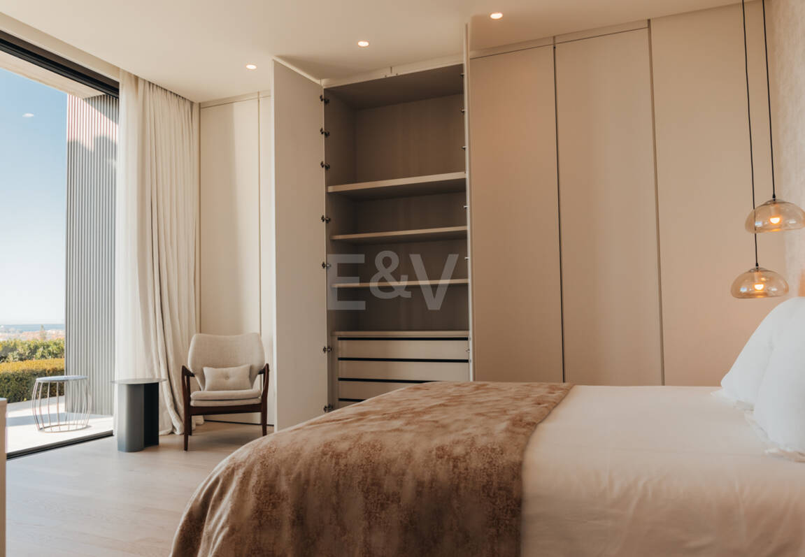 Arkitekturlyx med panoramautsikt över havet i La Quinta