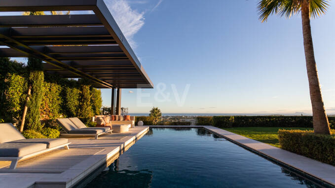 Luxe architectural avec vue panoramique sur la mer à La Quinta