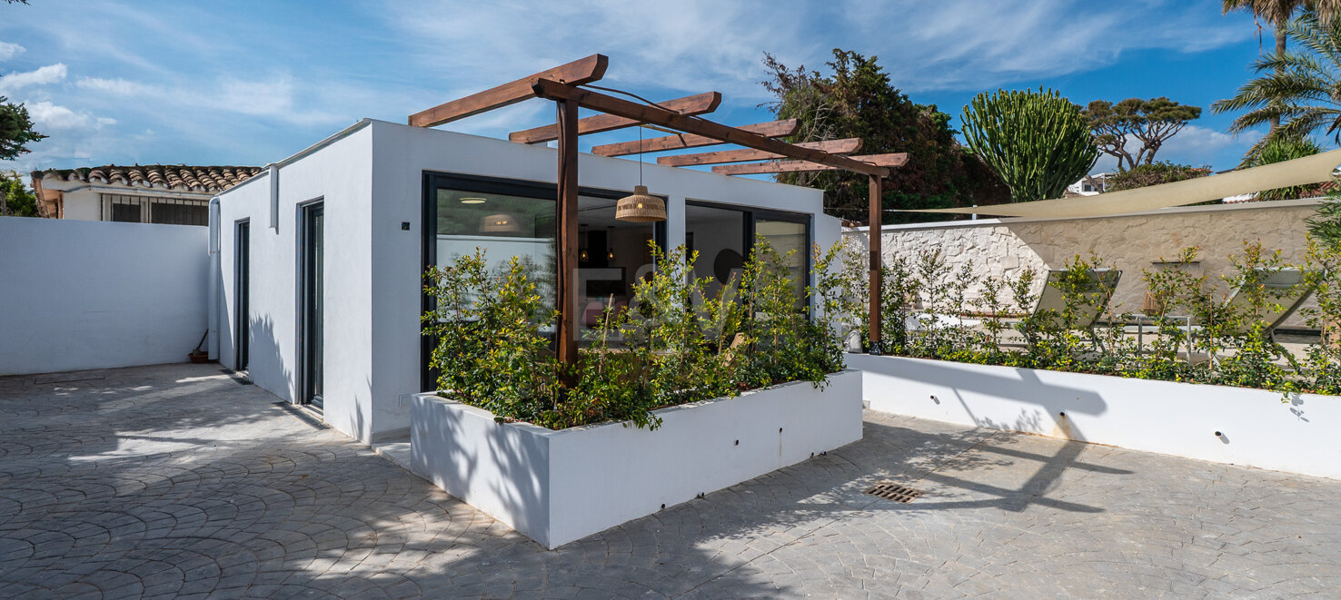 Maison à louer en El Rosario, Marbella Est