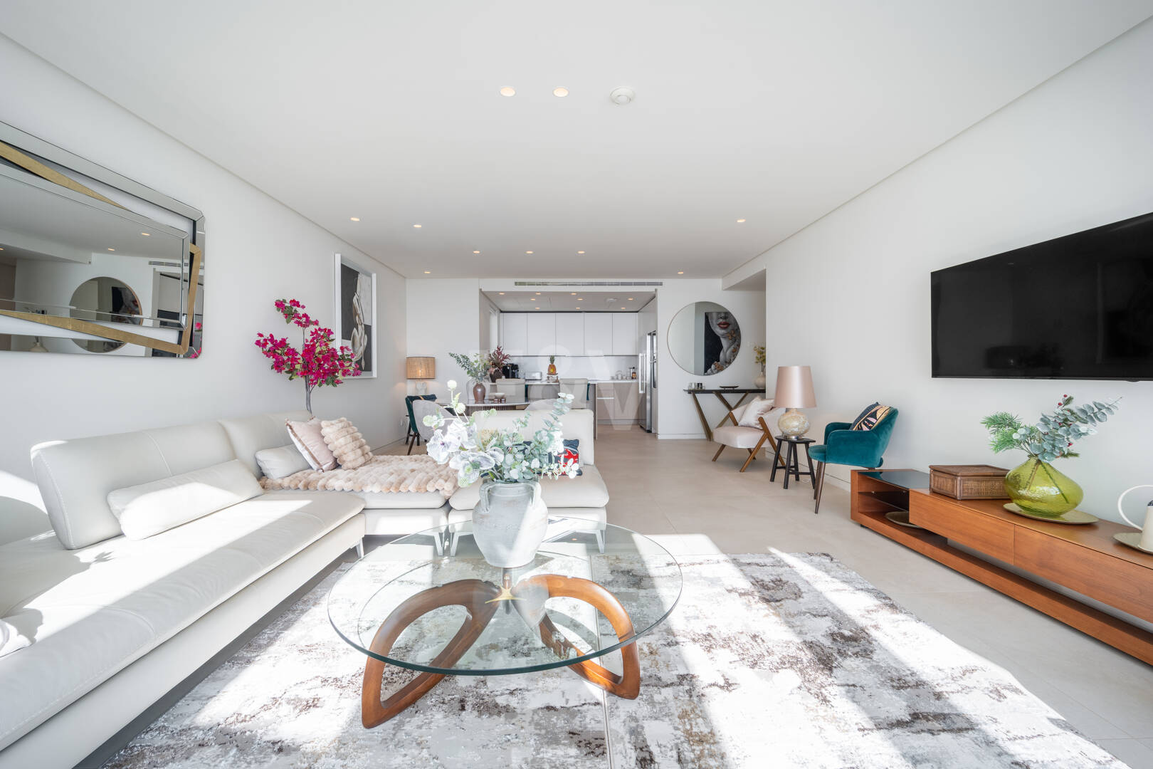 Appartement élégant avec mer panoramique et montagne Vues dans Palo Alto Marbella
