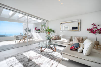 Appartement élégant avec mer panoramique et montagne Vues dans Palo Alto Marbella