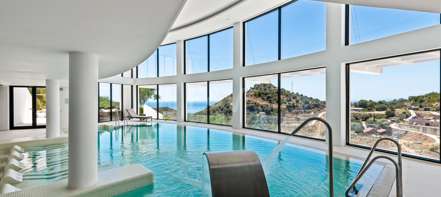 Stylish Apartment with Panoramic Sea & Mountain Views in Palo Alto