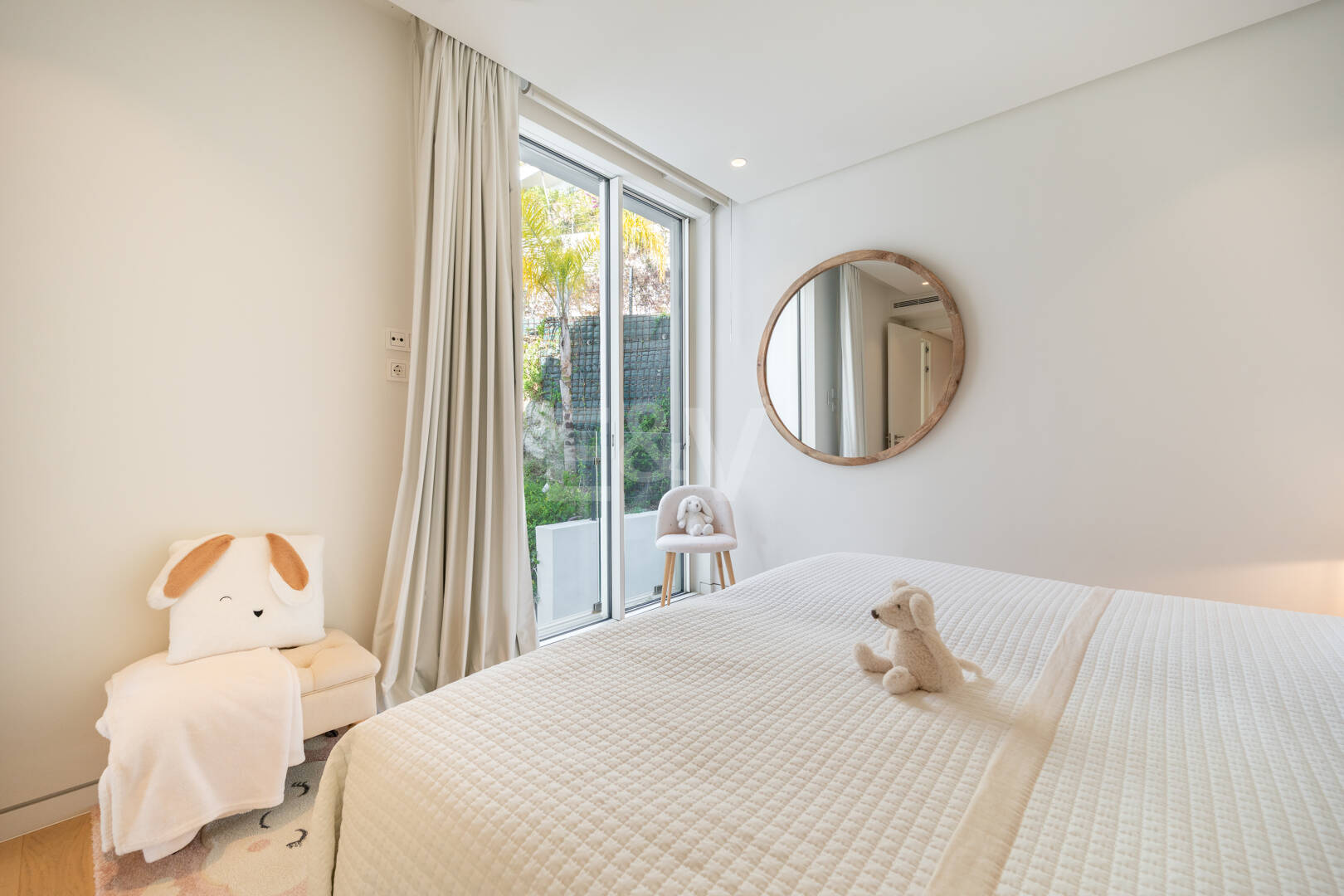 Appartement élégant avec mer panoramique et montagne Vues dans Palo Alto Marbella