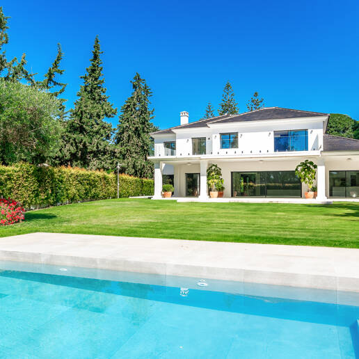 Villa contemporánea exclusiva en segunda línea de playa