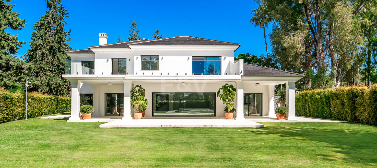 Villa contemporánea exclusiva en segunda línea de playa