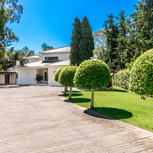 Villa contemporánea exclusiva en segunda línea de playa